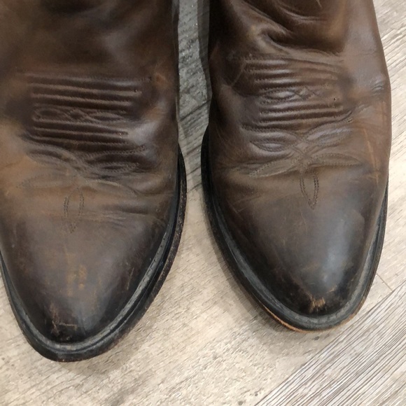 Justin Buck in Brown Boots - Picture 7 of 12